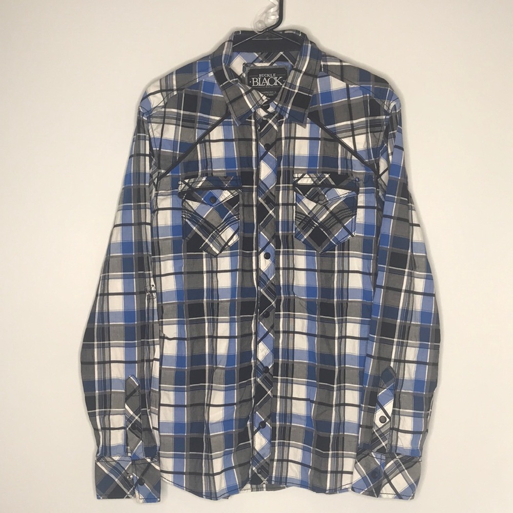 Like new shirt. Size is Athletic Fit Large.